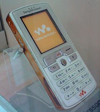 Sony Ericsson W800i, 2005